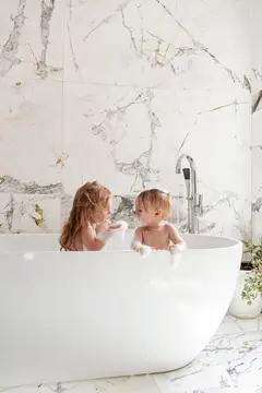 Allure — интерьер 2